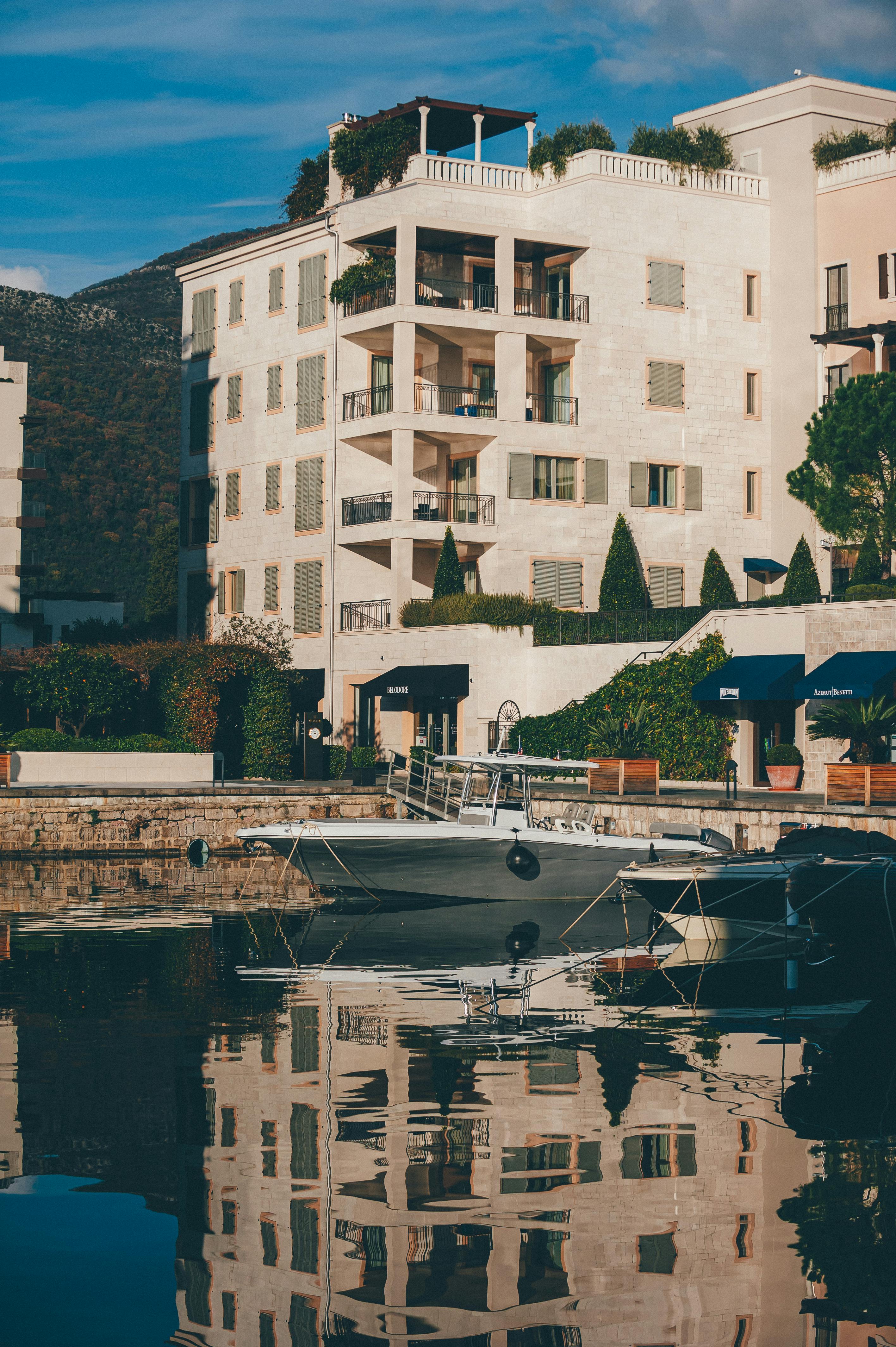 Lumina Harbor Residences